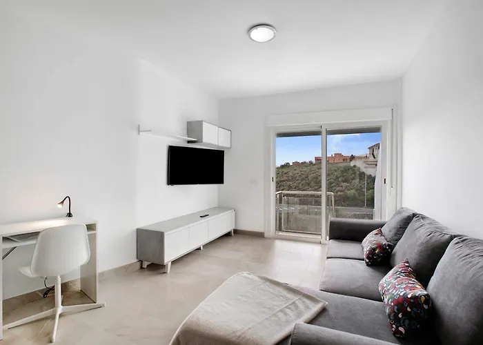 Tajinaste 0-3 * Канделария